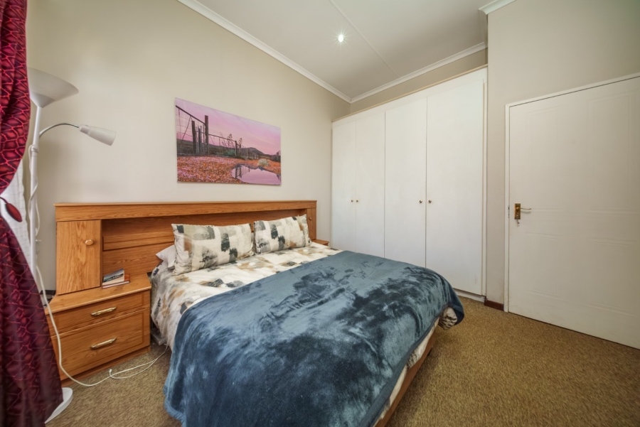 To Let 3 Bedroom Property for Rent in Modderfontein Gauteng