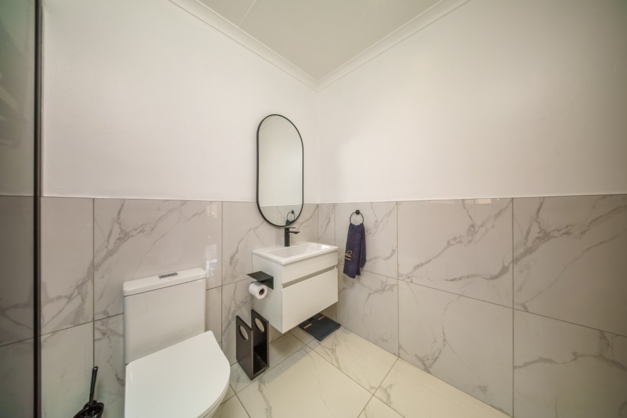 To Let 3 Bedroom Property for Rent in Modderfontein Gauteng