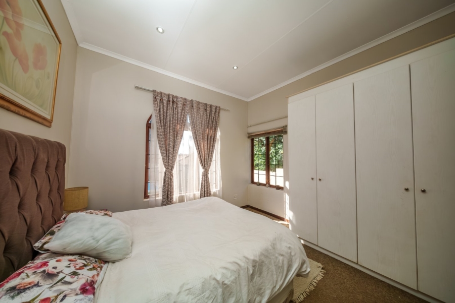 To Let 3 Bedroom Property for Rent in Modderfontein Gauteng