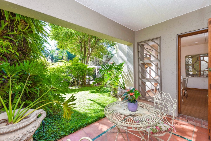 2 Bedroom Property for Sale in Bryanston Gauteng