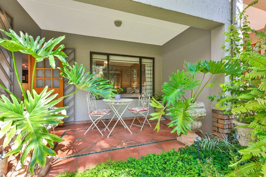 2 Bedroom Property for Sale in Bryanston Gauteng