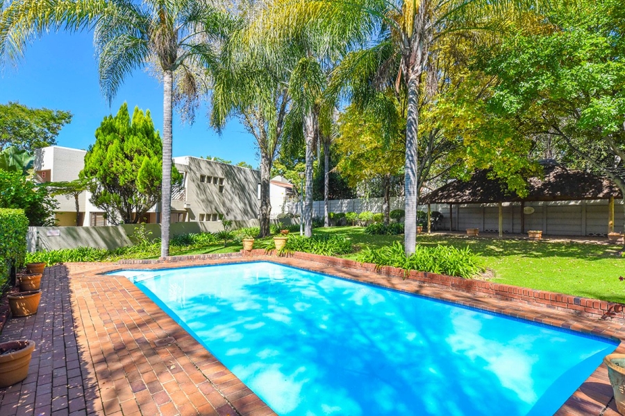 2 Bedroom Property for Sale in Bryanston Gauteng