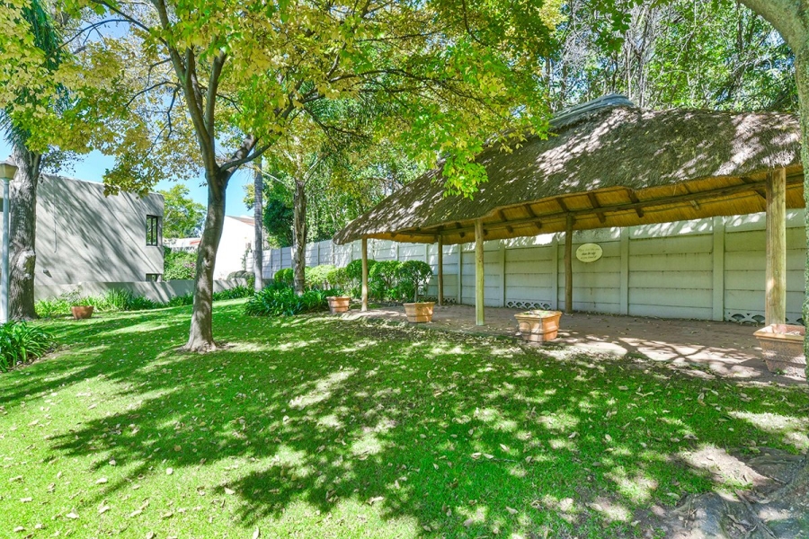 2 Bedroom Property for Sale in Bryanston Gauteng