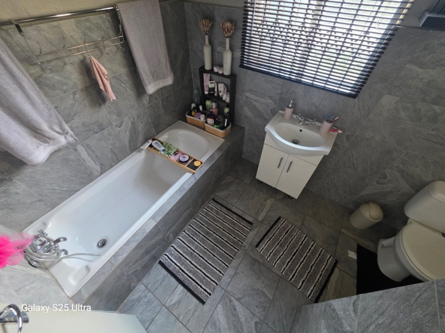 3 Bedroom Property for Sale in Wonderboom Gauteng