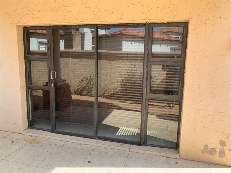 5 Bedroom Property for Sale in Savannah Country Estate Gauteng