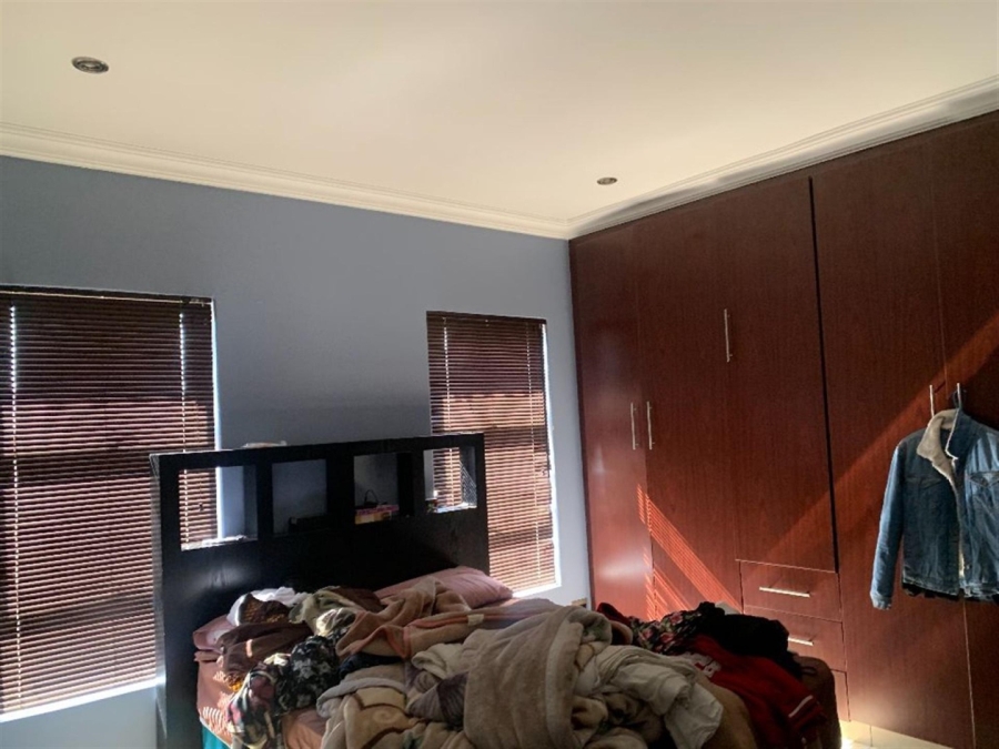 5 Bedroom Property for Sale in Savannah Country Estate Gauteng