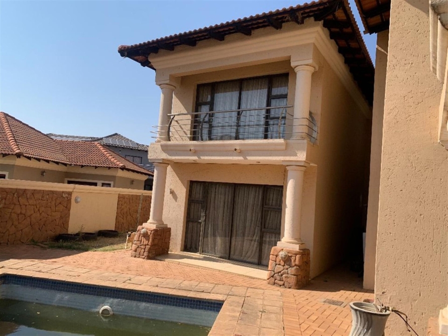5 Bedroom Property for Sale in Savannah Country Estate Gauteng