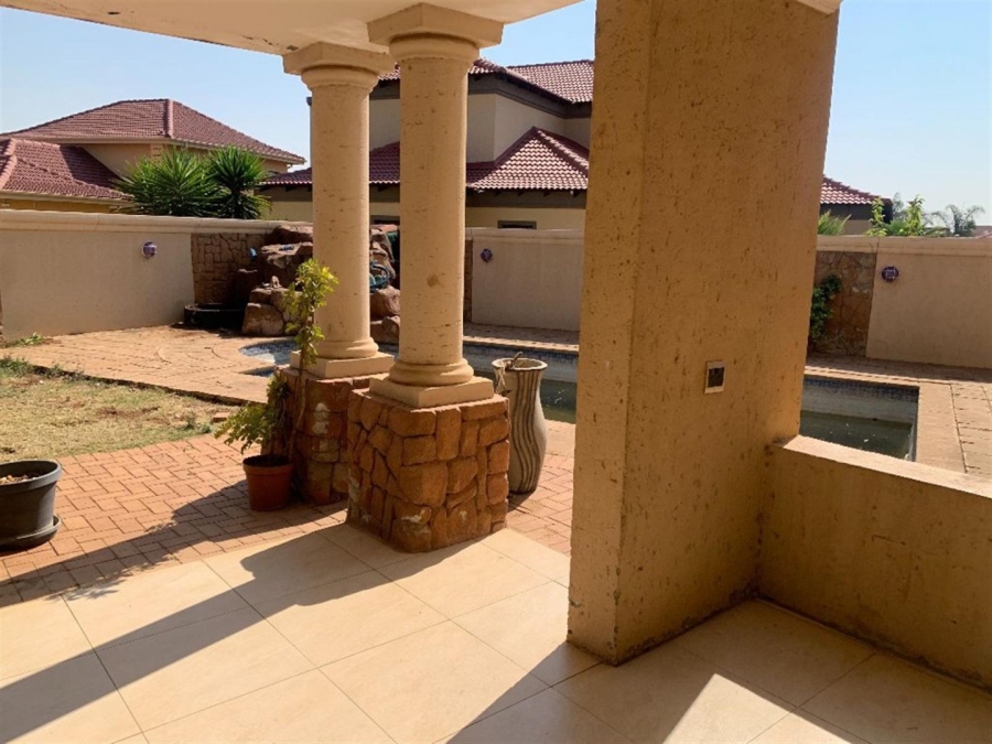 5 Bedroom Property for Sale in Savannah Country Estate Gauteng