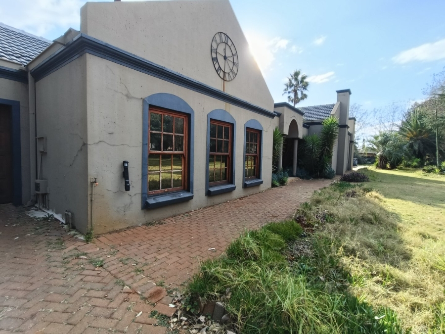 4 Bedroom Property for Sale in Raslouw Gauteng