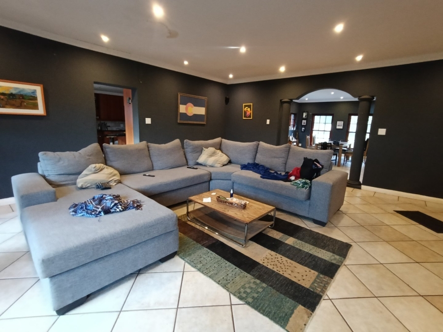 4 Bedroom Property for Sale in Raslouw Gauteng