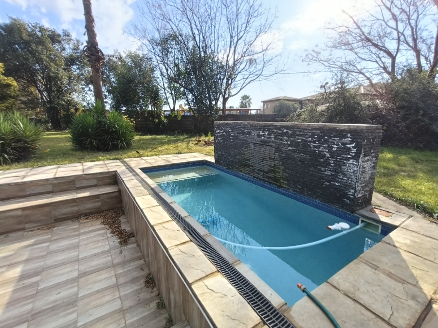 4 Bedroom Property for Sale in Raslouw Gauteng