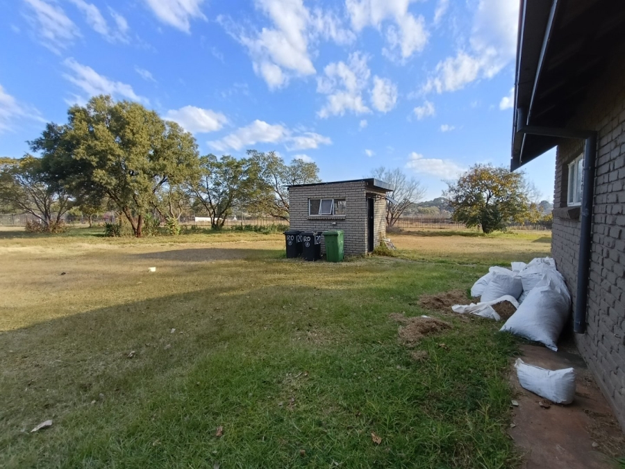 4 Bedroom Property for Sale in Raslouw Gauteng