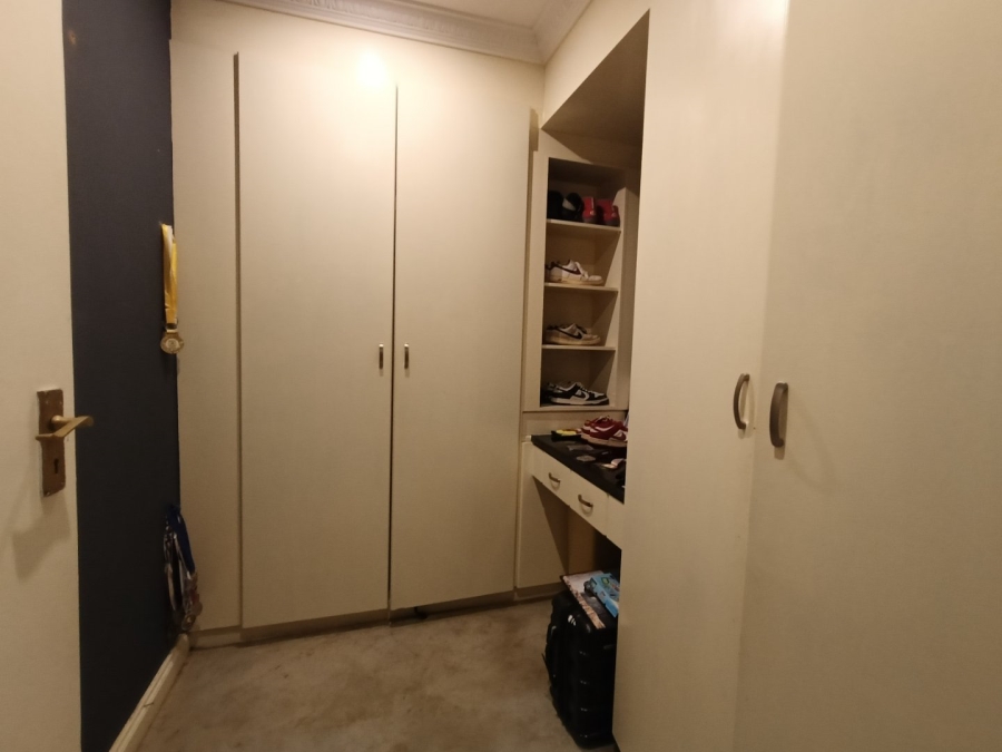 4 Bedroom Property for Sale in Raslouw Gauteng