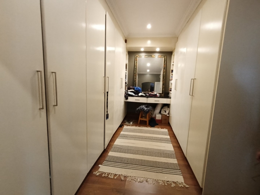 4 Bedroom Property for Sale in Raslouw Gauteng