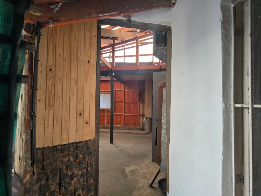 7 Bedroom Property for Sale in Marlands Gauteng