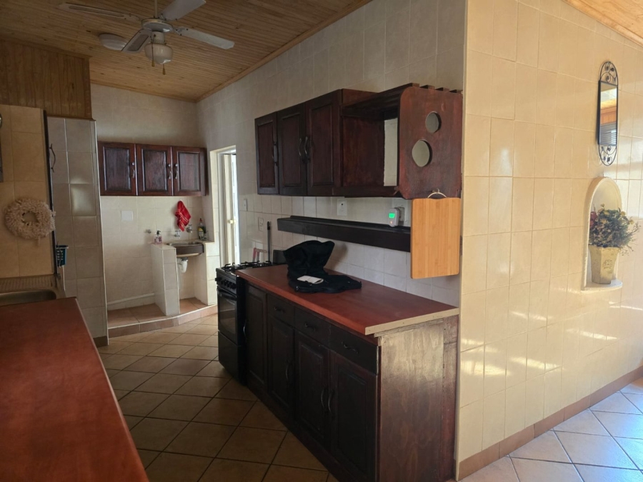 7 Bedroom Property for Sale in Marlands Gauteng