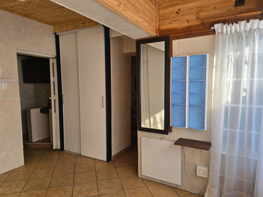 7 Bedroom Property for Sale in Marlands Gauteng