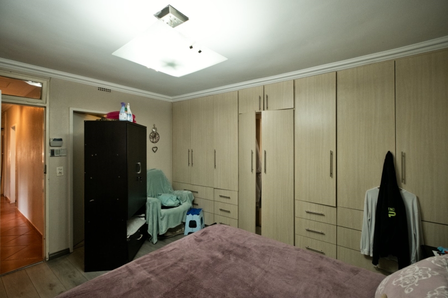 3 Bedroom Property for Sale in Brackenhurst Gauteng