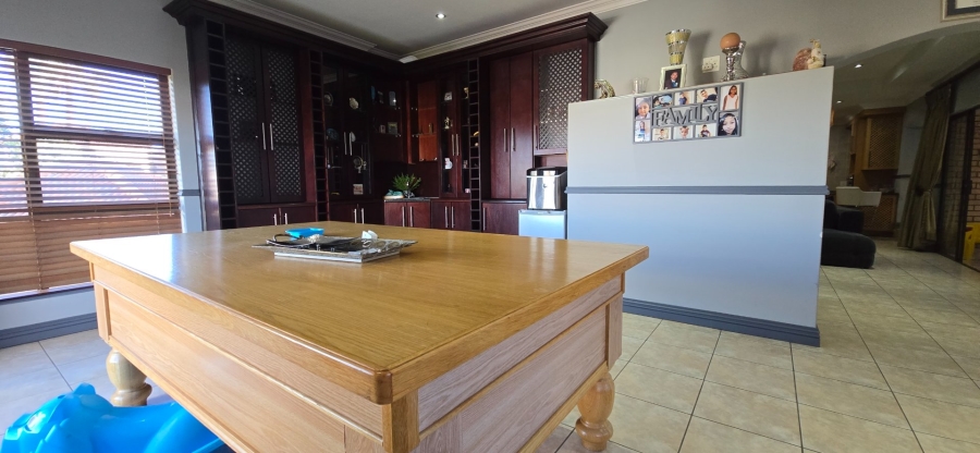 5 Bedroom Property for Sale in Meyersdal Gauteng