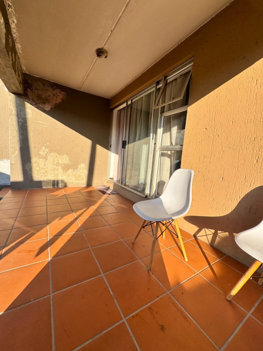 2 Bedroom Property for Sale in Vorna Valley Gauteng