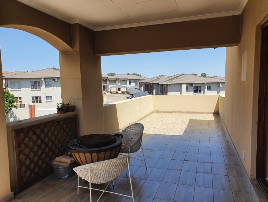 2 Bedroom Property for Sale in Noordwyk Gauteng