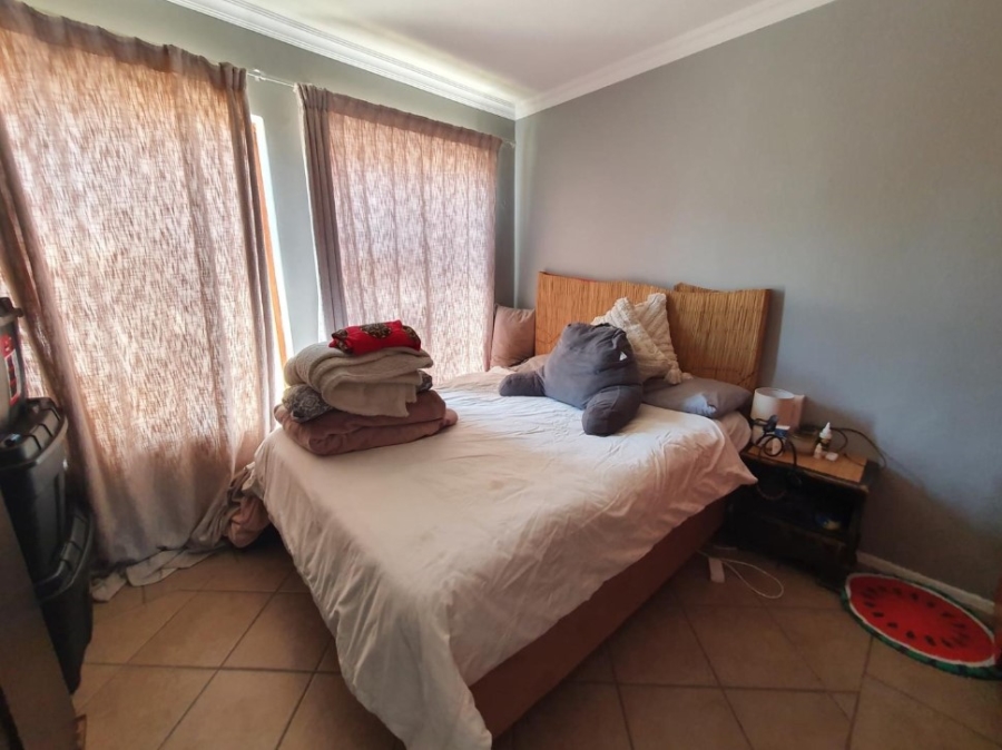 2 Bedroom Property for Sale in Noordwyk Gauteng