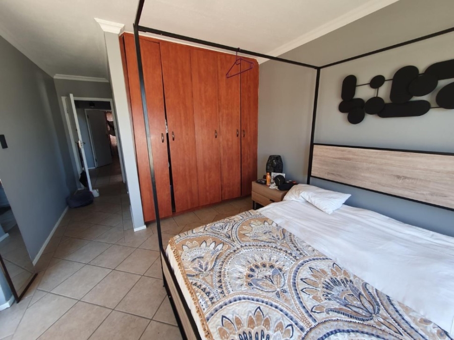 2 Bedroom Property for Sale in Noordwyk Gauteng