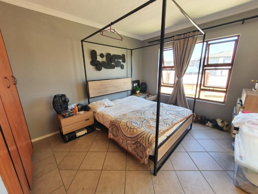 2 Bedroom Property for Sale in Noordwyk Gauteng