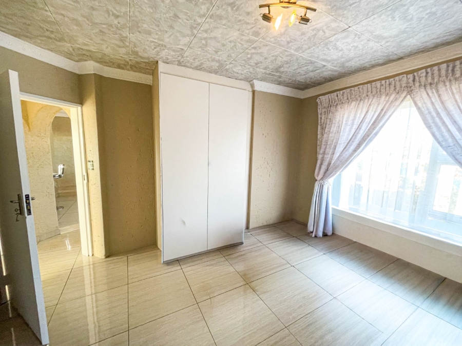 2 Bedroom Property for Sale in Winchester Hills Gauteng