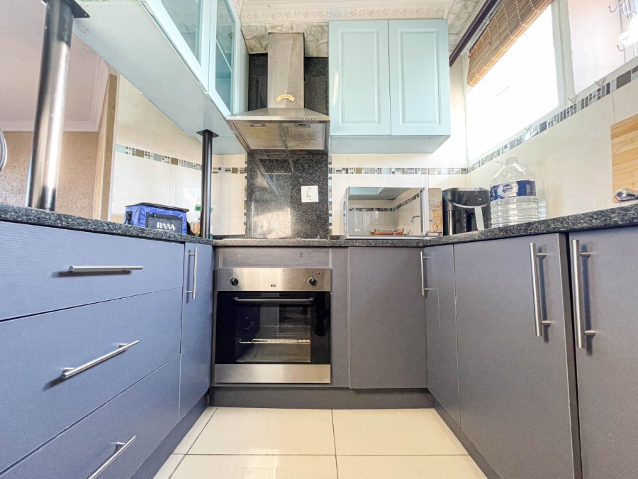 2 Bedroom Property for Sale in Winchester Hills Gauteng
