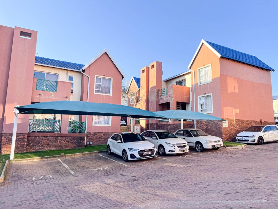 2 Bedroom Property for Sale in Winchester Hills Gauteng