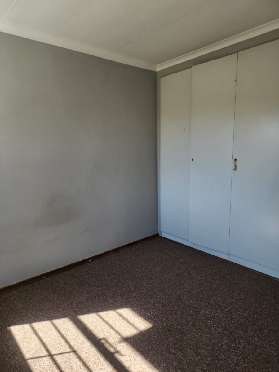 2 Bedroom Property for Sale in Eastleigh Gauteng