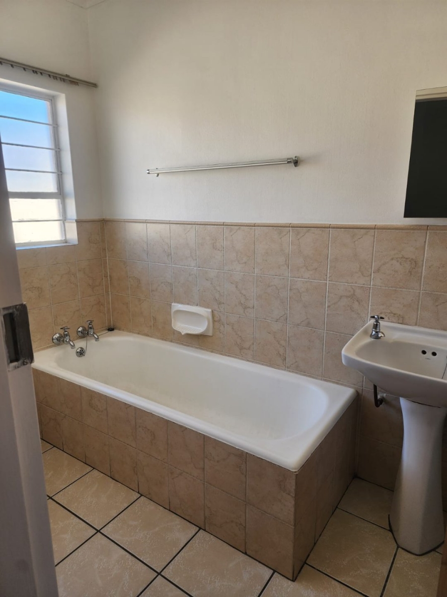 2 Bedroom Property for Sale in Eastleigh Gauteng