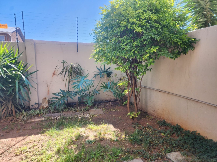 2 Bedroom Property for Sale in Eastleigh Gauteng