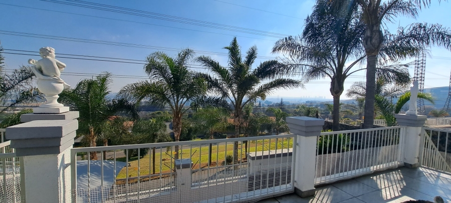 5 Bedroom Property for Sale in Sunnyrock Gauteng