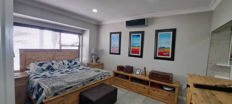 5 Bedroom Property for Sale in Sunnyrock Gauteng