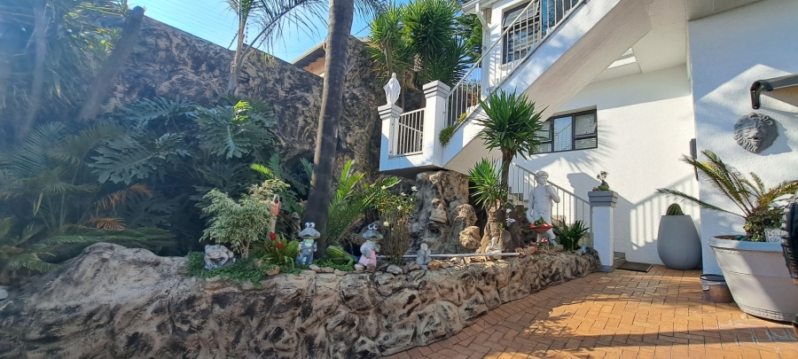 5 Bedroom Property for Sale in Sunnyrock Gauteng