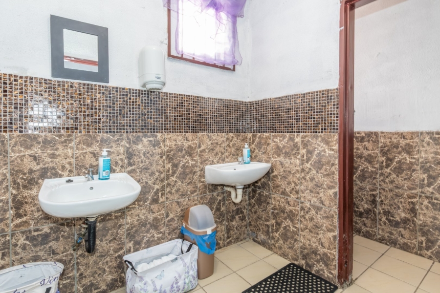Commercial Property for Sale in Fishers Hill Gauteng