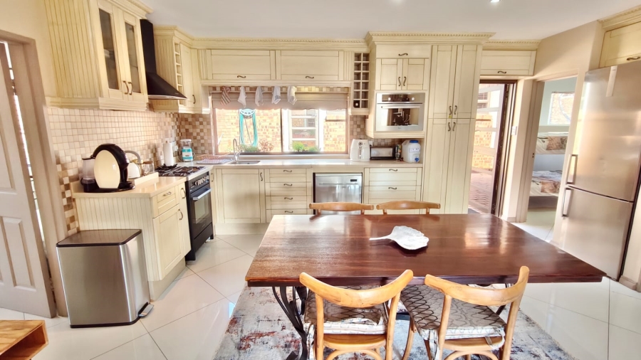 4 Bedroom Property for Sale in Vaal Marina Gauteng