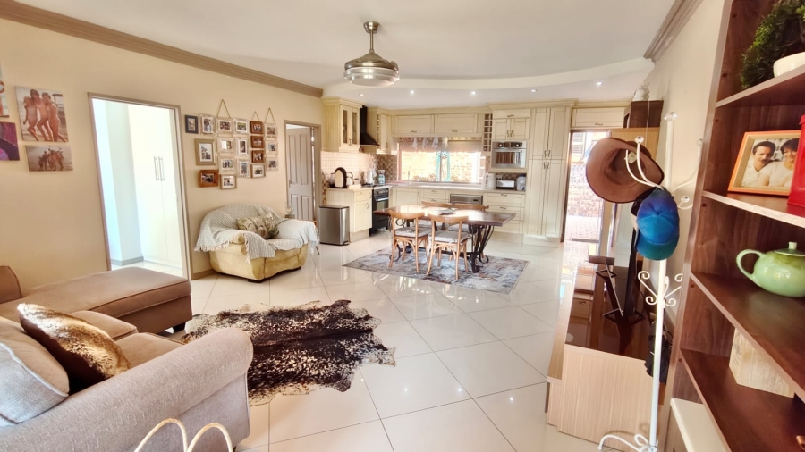 4 Bedroom Property for Sale in Vaal Marina Gauteng