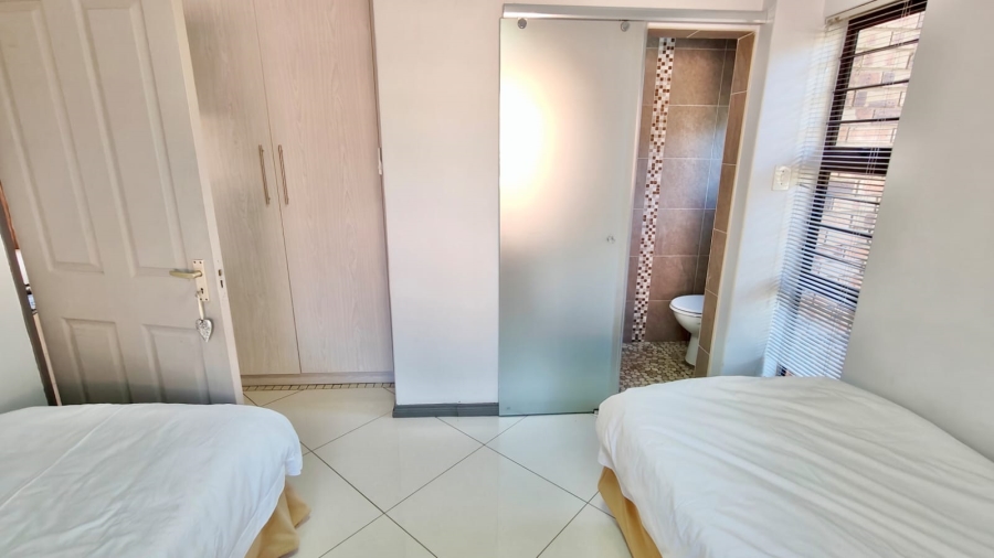 4 Bedroom Property for Sale in Vaal Marina Gauteng