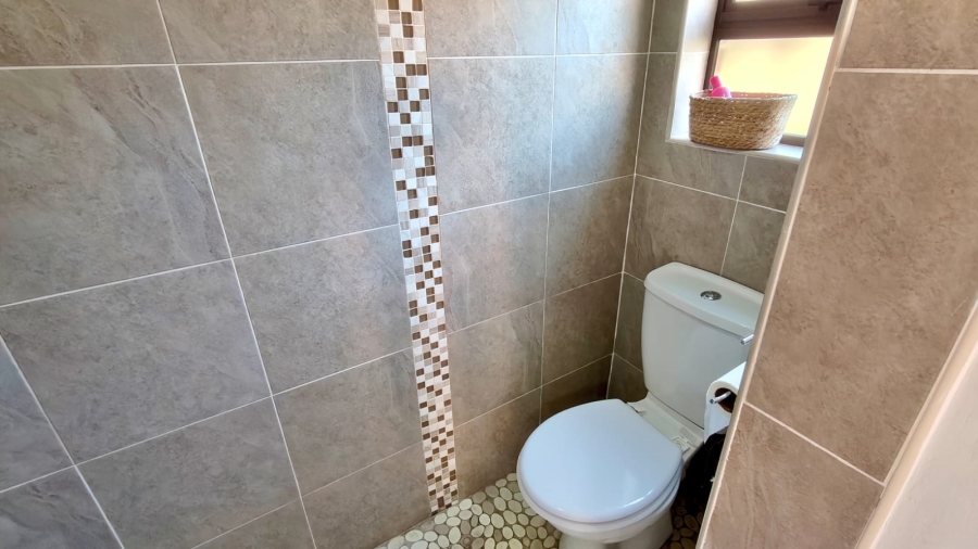 4 Bedroom Property for Sale in Vaal Marina Gauteng