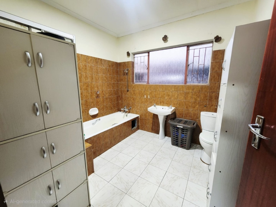 3 Bedroom Property for Sale in Rooihuiskraal Gauteng