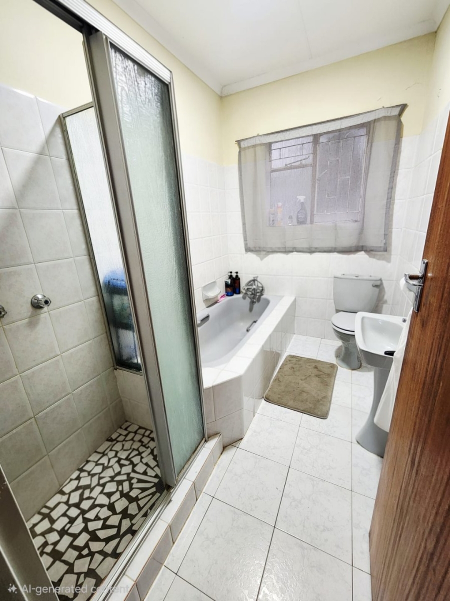3 Bedroom Property for Sale in Rooihuiskraal Gauteng