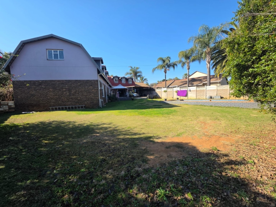 3 Bedroom Property for Sale in Rooihuiskraal Gauteng