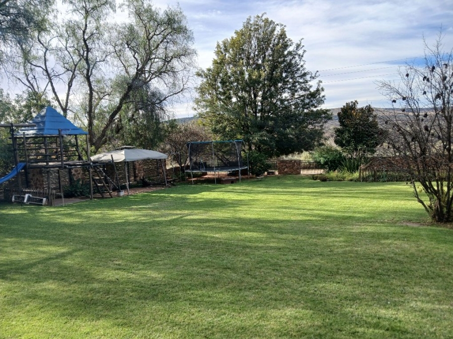 4 Bedroom Property for Sale in Vaaloewer Gauteng