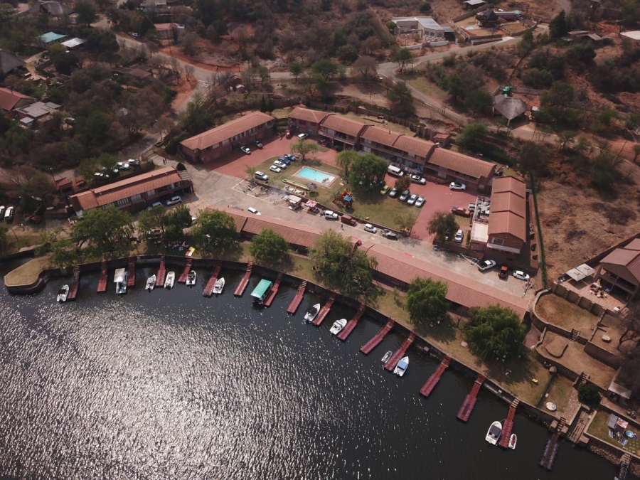 4 Bedroom Property for Sale in Vaaloewer Gauteng