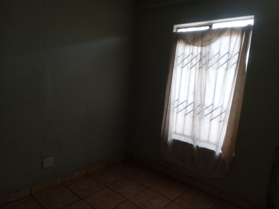 3 Bedroom Property for Sale in Lotus Gardens Gauteng