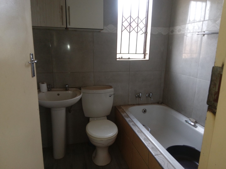 3 Bedroom Property for Sale in Lotus Gardens Gauteng