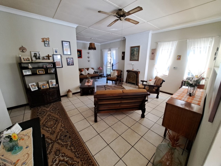 3 Bedroom Property for Sale in Noycedale Gauteng